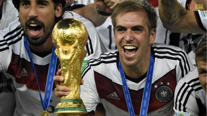 ANh đã cùng đội tuyển Đức nâng cao chức vô địch World Cup
