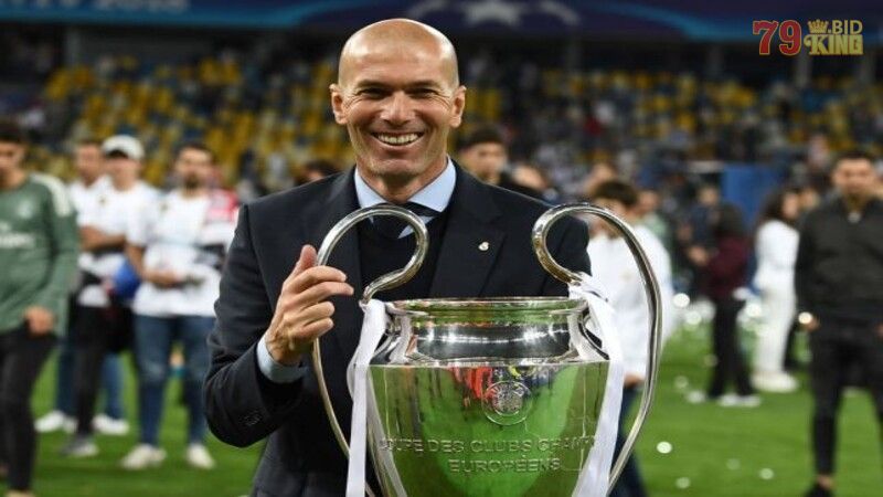 Huyền thoại bóng đá Zidane